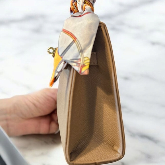 Taupe Handbag with Coordinating Twilly NWOT - Picture 2 of 8